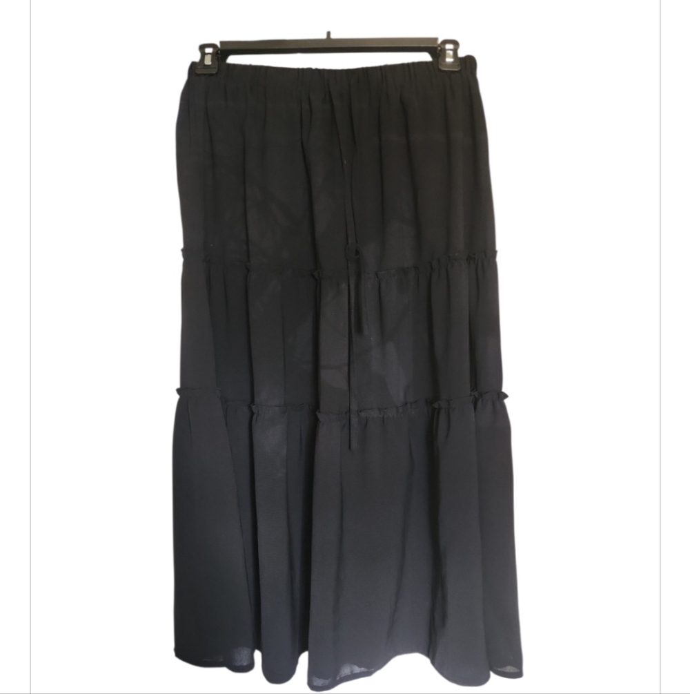 Preowned Black Skirt